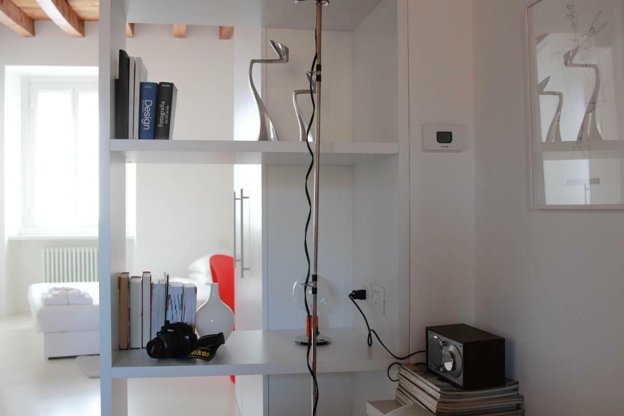 Design Apartment Porta Venezia Милано Екстериор снимка